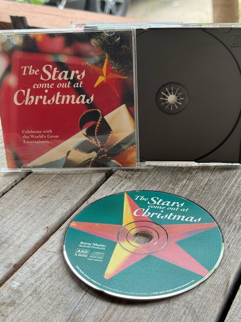 The Stars Come Out At Christmas - CD - Various Artists 1995 Sony A26252